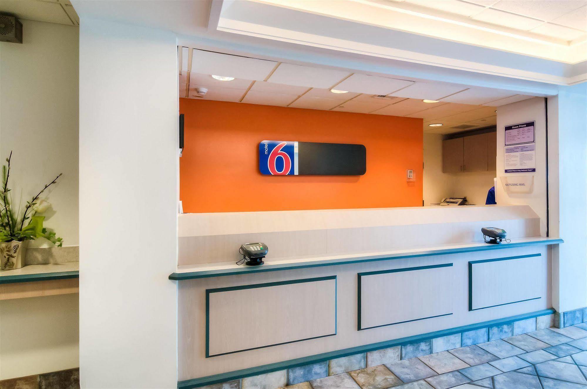 Motel 6-Joliet, Il - Chicago - I-55 Eksteriør billede