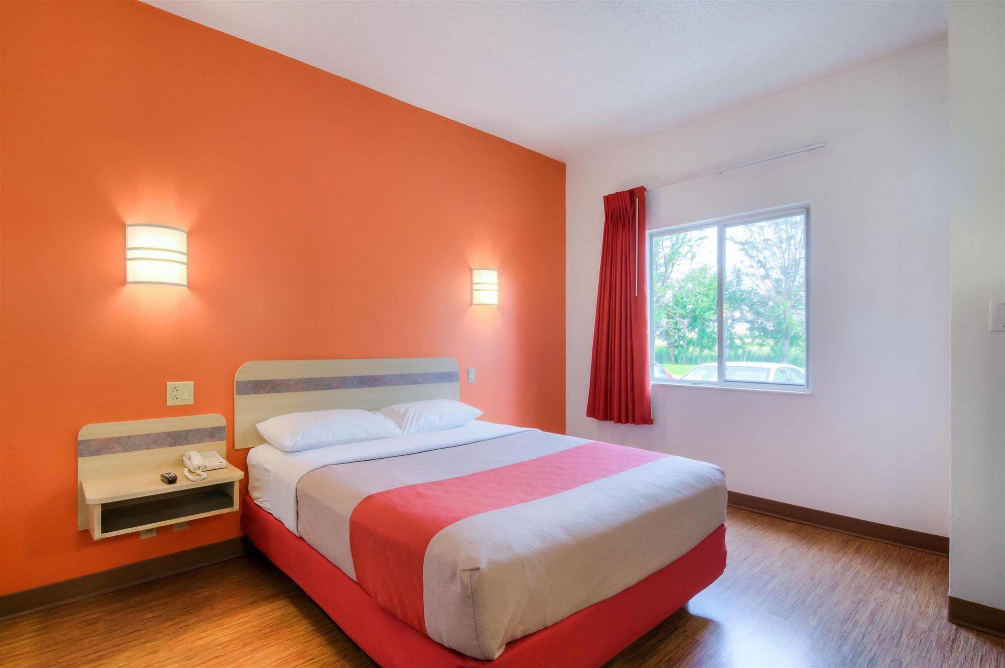 Motel 6-Joliet, Il - Chicago - I-55 Eksteriør billede