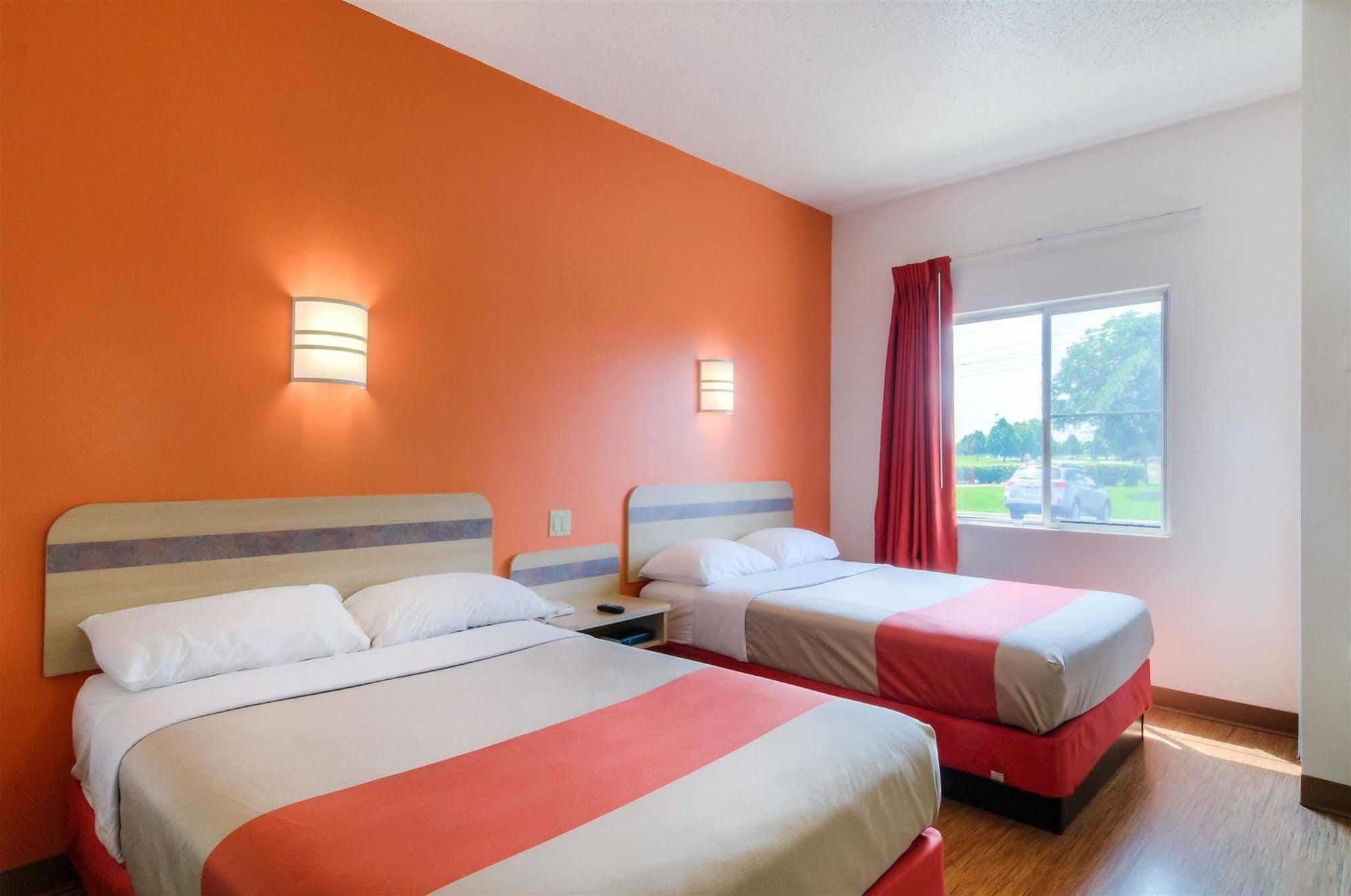 Motel 6-Joliet, Il - Chicago - I-55 Eksteriør billede