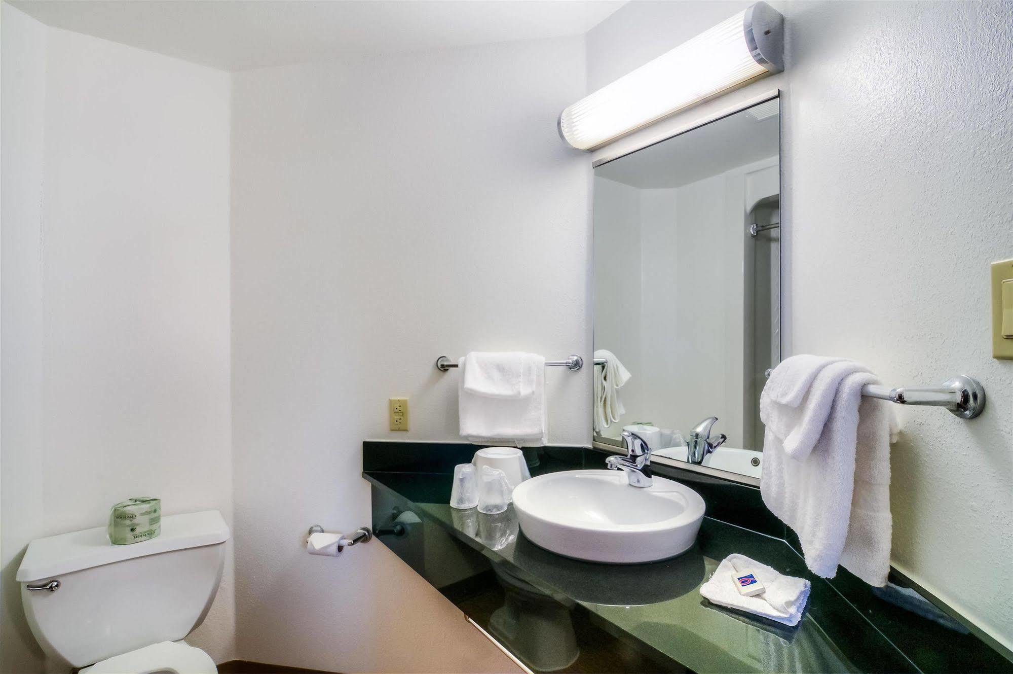 Motel 6-Joliet, Il - Chicago - I-55 Eksteriør billede